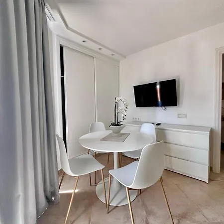 Tenerife Royal Garden 아파트 *